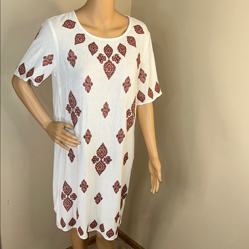 MICHAEL Michael Kors White Dress with Red Embroidery